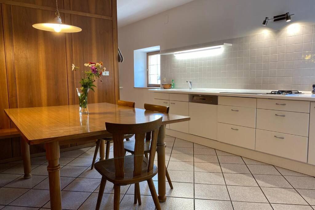 Grosse Wohnung Mit Garagenparkplatz Fie allo Sciliar Luaran gambar